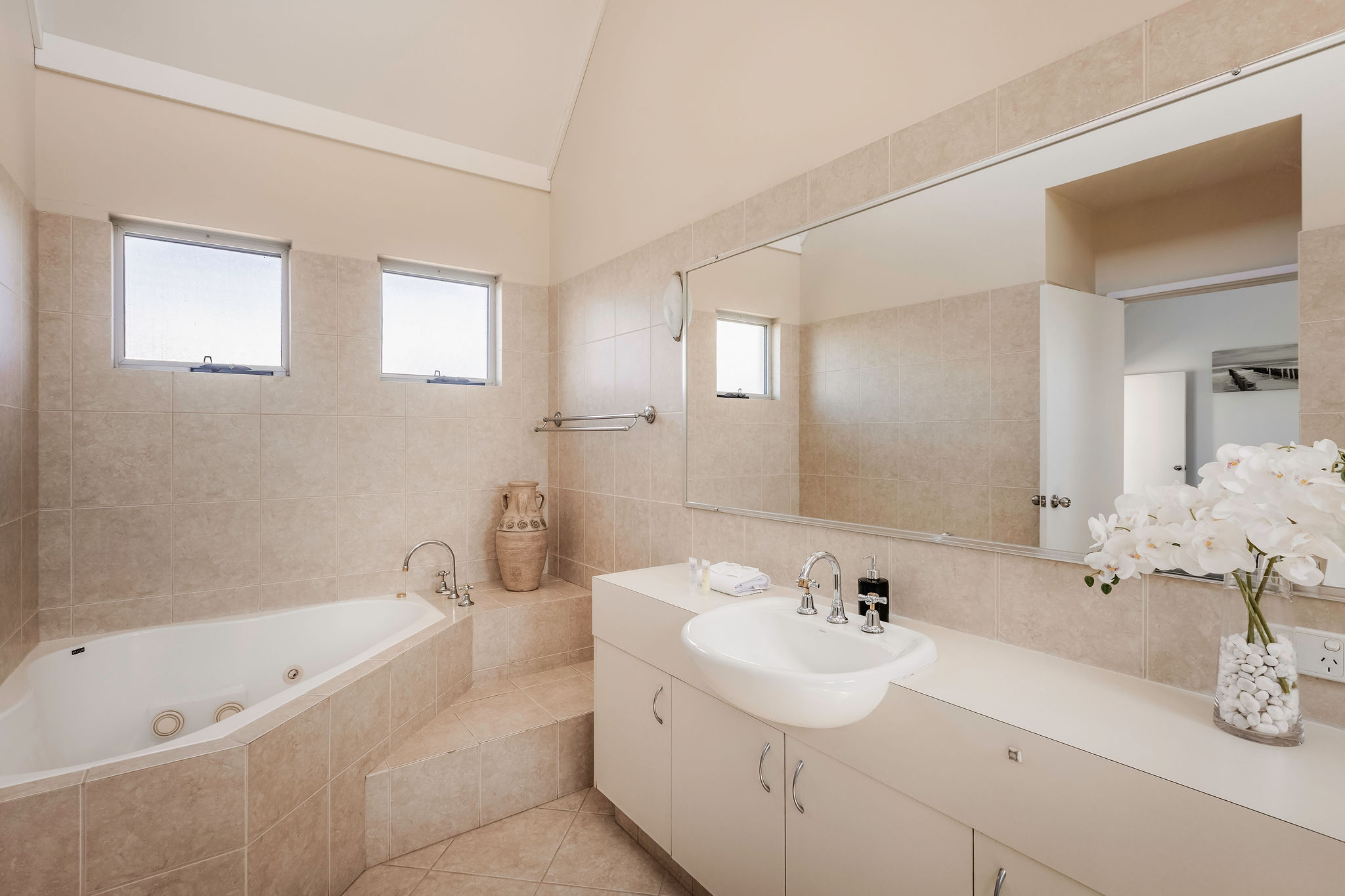 - House 11 Waterfront Resort