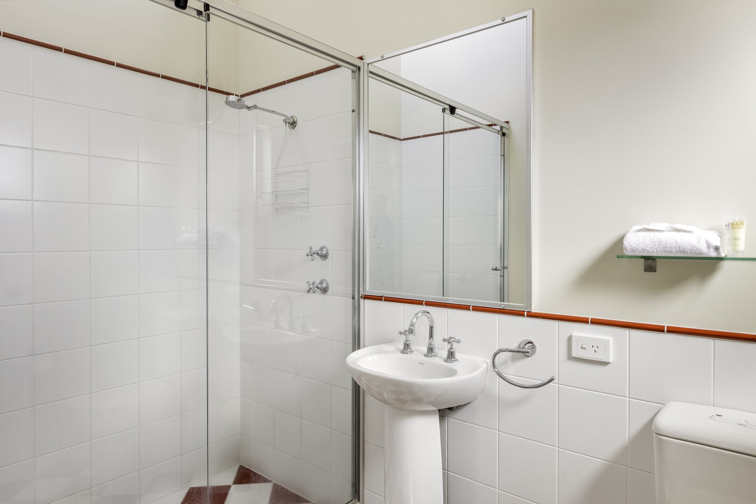 - House 12 Waterfront Resort