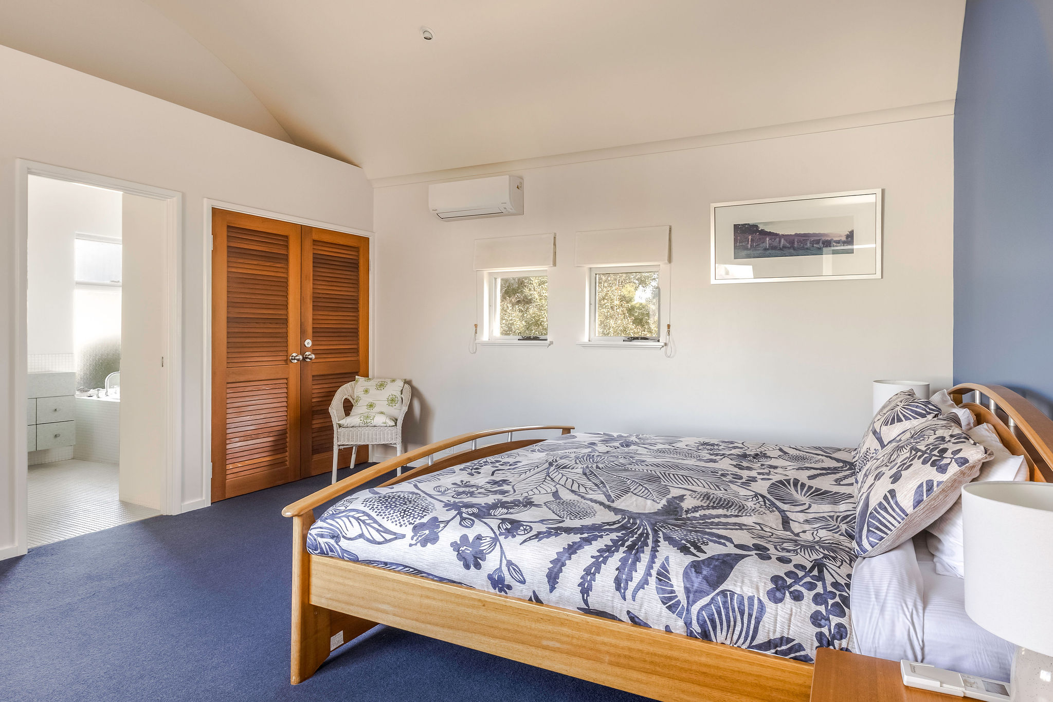 - House 3 Waterfront Resort