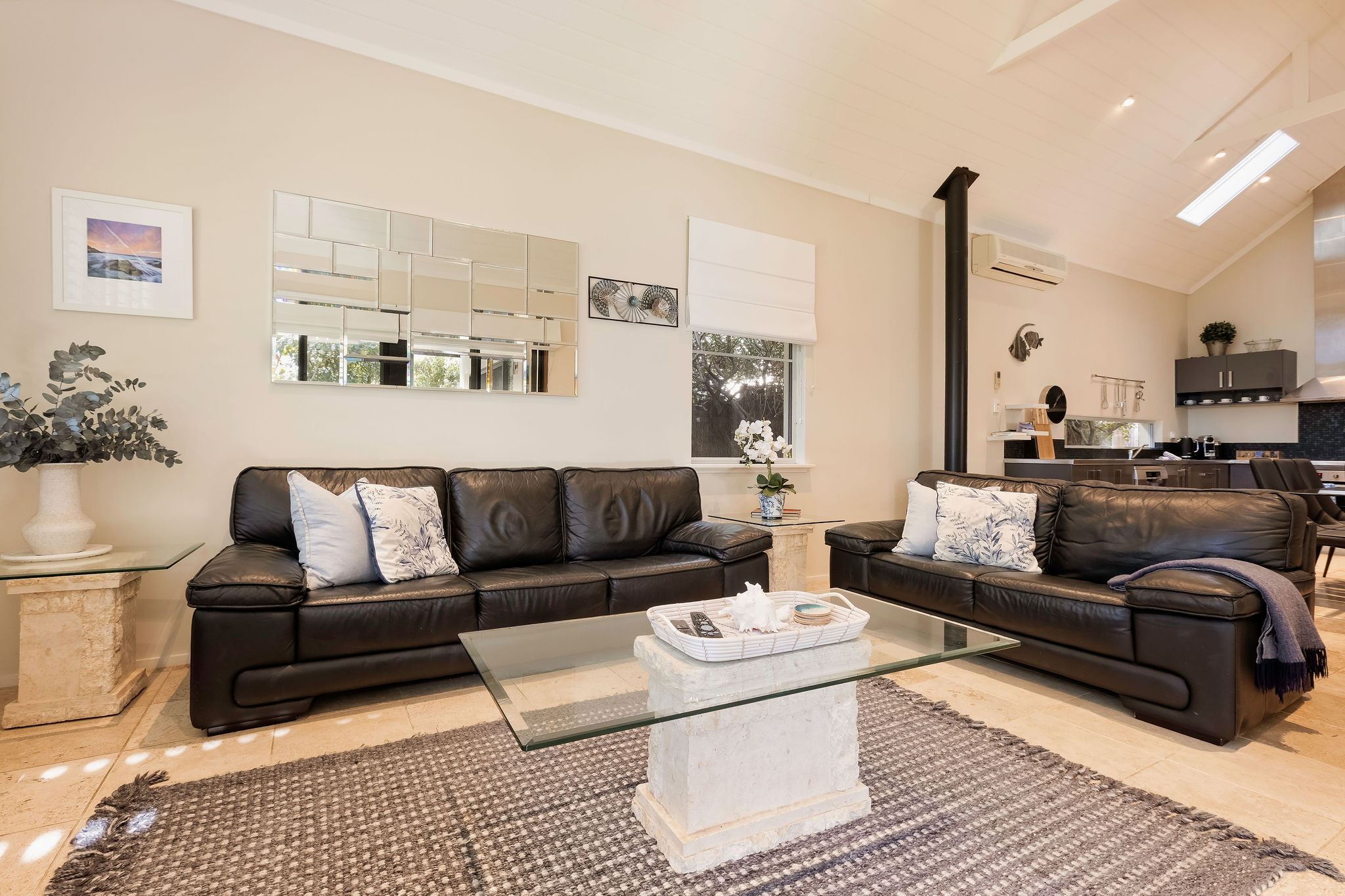 - House 5 Waterfront Resort