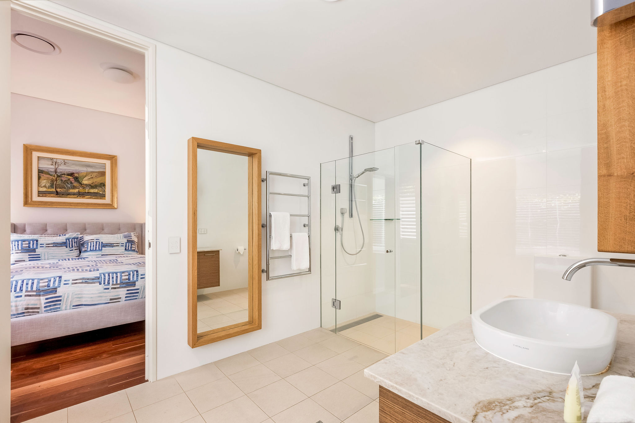 - House 9 Waterfront Resort