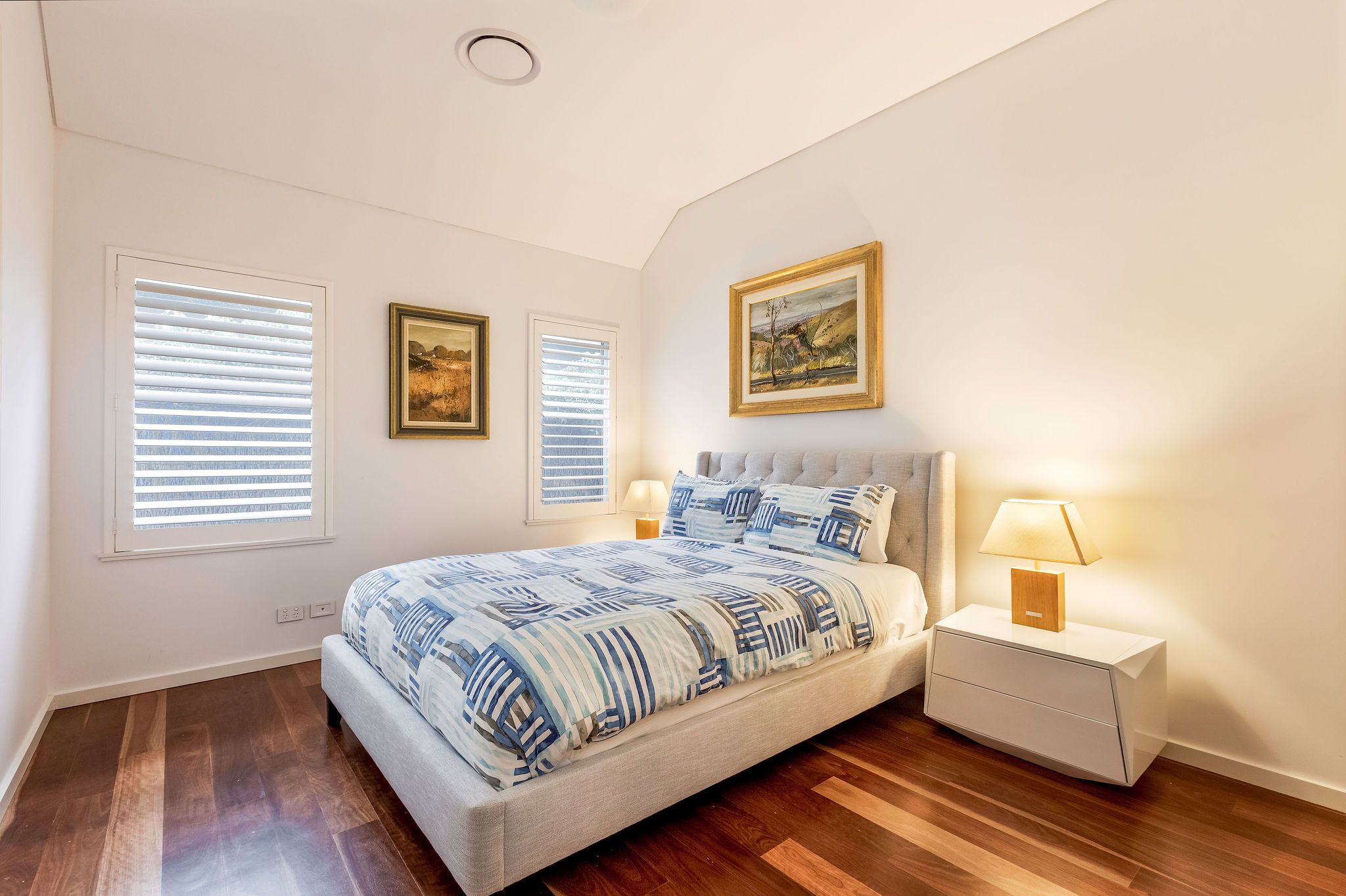 - House 9 Waterfront Resort