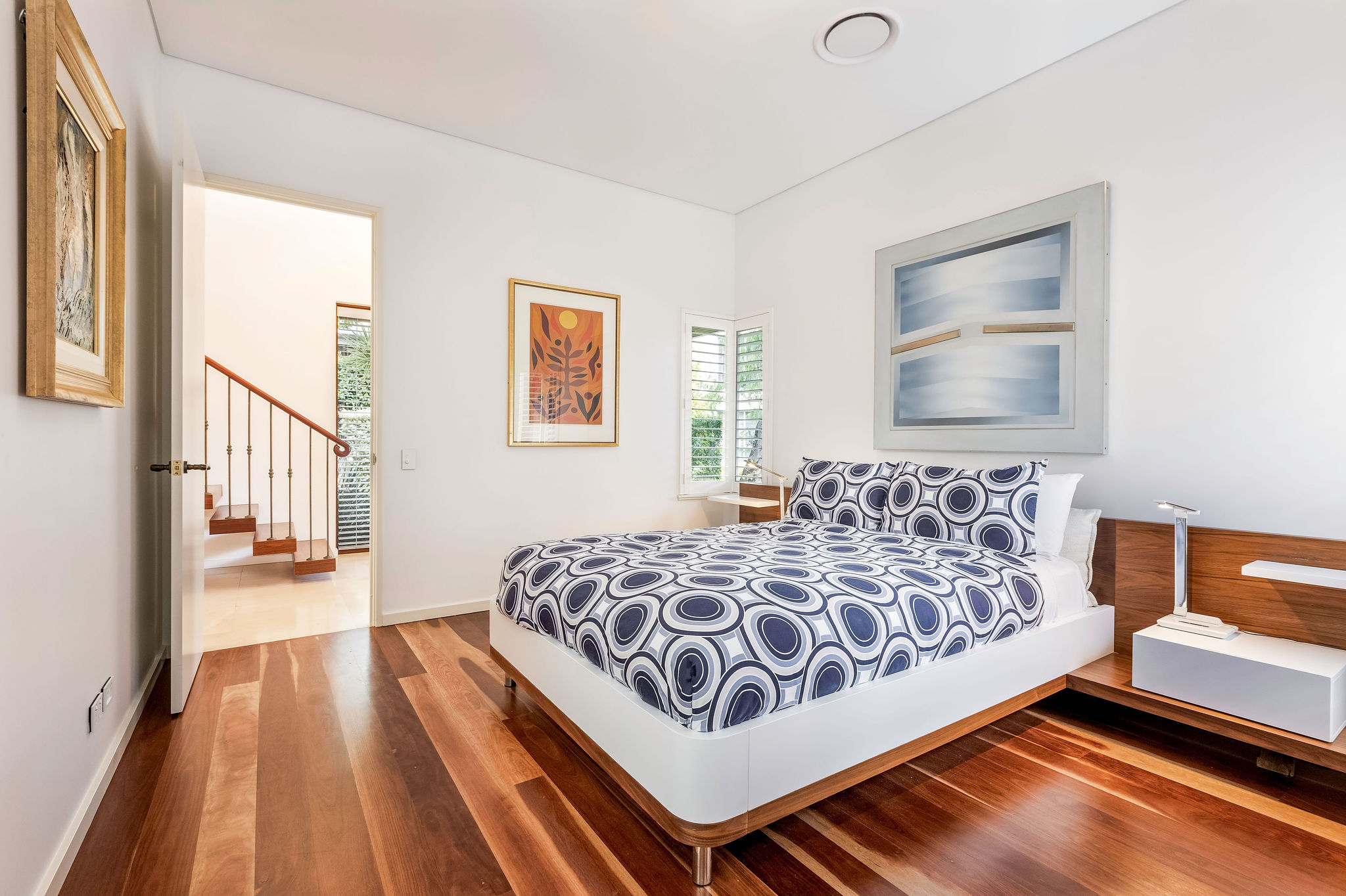 - House 9 Waterfront Resort