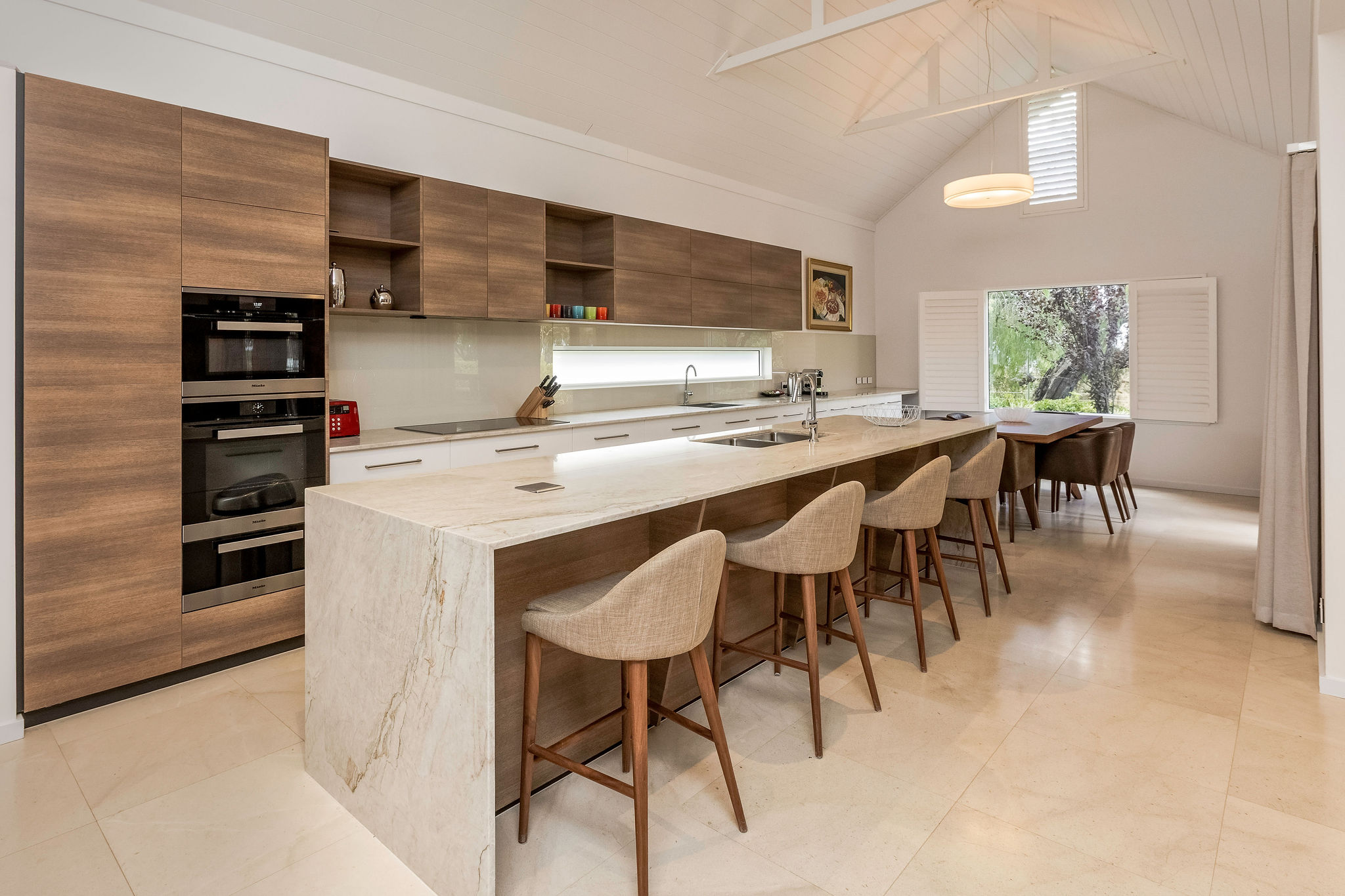 - House 9 Waterfront Resort